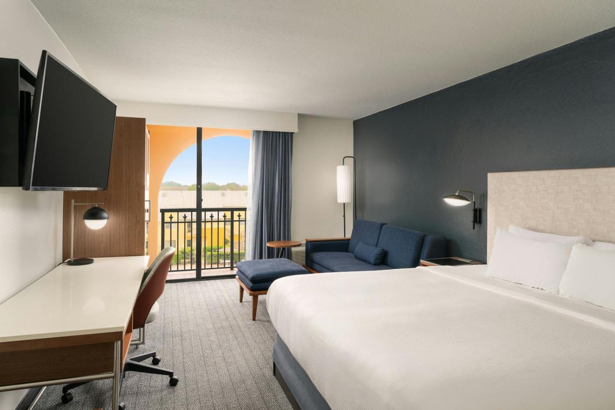Courtyard By Marriott Boynton Beach Exterior photo